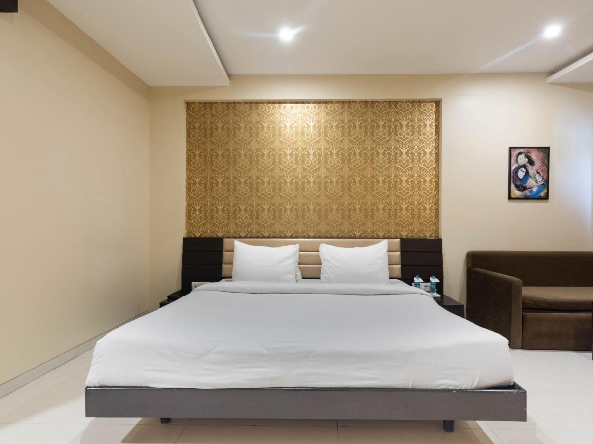 Hotel Anjushree Udždžain Exteriér fotografie