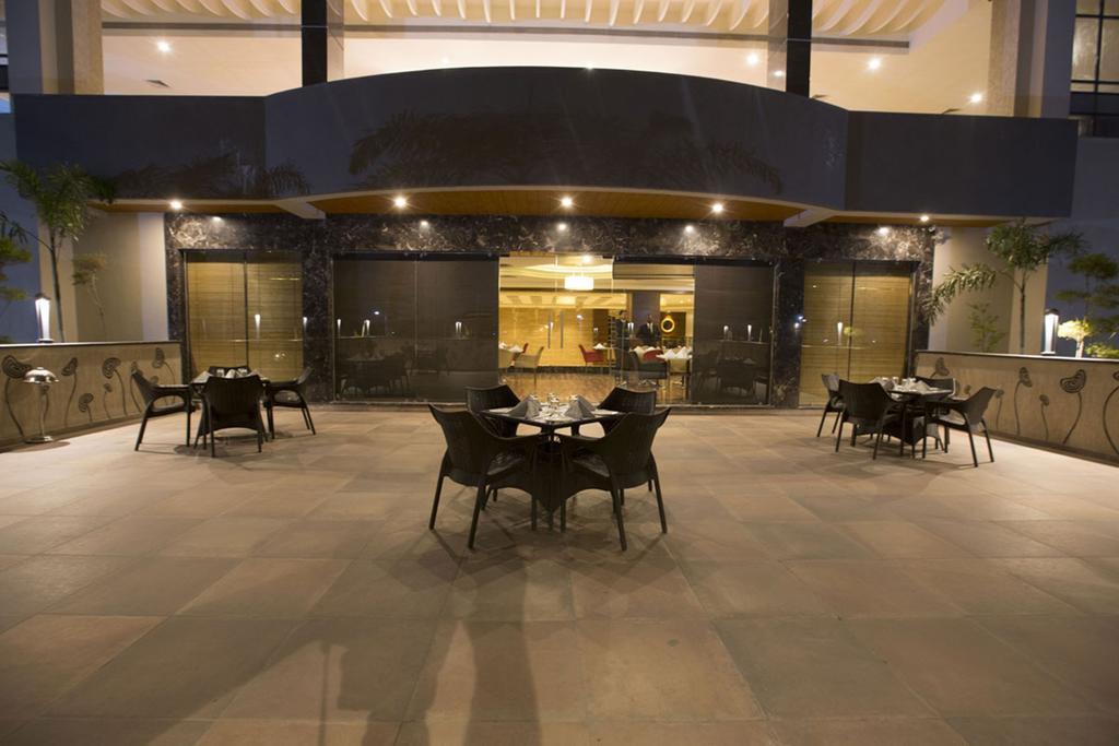 Hotel Anjushree Udždžain Exteriér fotografie