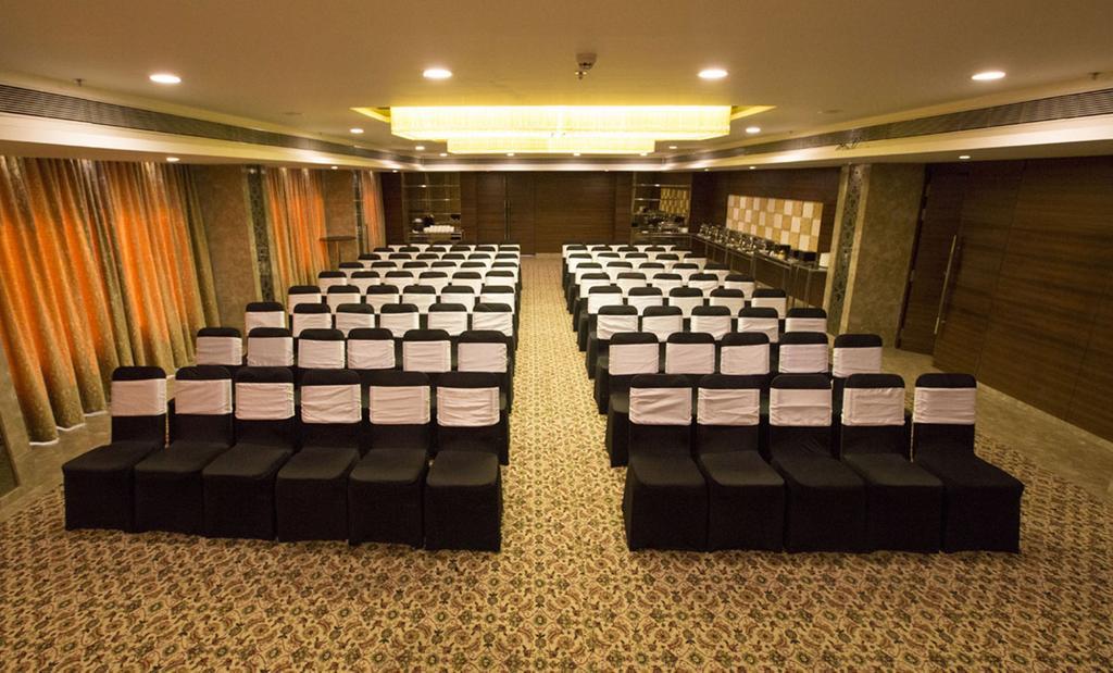 Hotel Anjushree Udždžain Exteriér fotografie